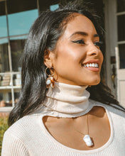 Load image into Gallery viewer, Look and Dangle Tortoiseshell Earrings