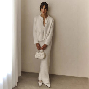 "Halo Poise" Plush Long-Sleeved Skirt Set Autumn Winter Single Breasted Cardigan