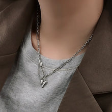 Load image into Gallery viewer, Womens Link Necklace With Heart Shape Pedant