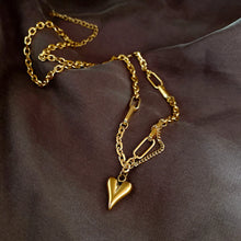 Load image into Gallery viewer, Womens Link Necklace With Heart Shape Pedant