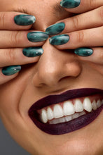 Load image into Gallery viewer, Emerald Amber | Soft &amp; Durable Press-On Nails