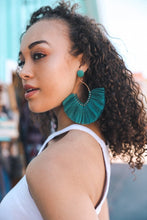 Load image into Gallery viewer, Fan Tassel Earrings