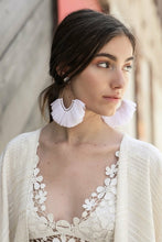 Load image into Gallery viewer, Fan Tassel Earrings